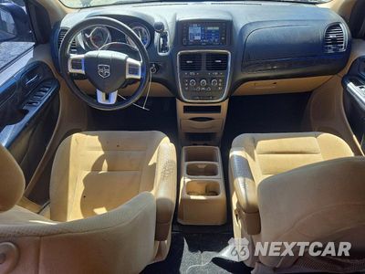 Zdjęcie 8 z 13 samochodu: 2016 DODGE GRAND CARAVAN SE VIN:2C4RDGBG3GR204256 - miniatura