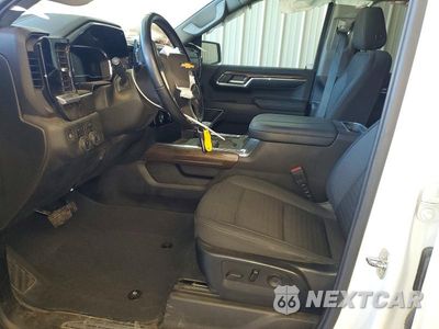 Zdjęcie 7 z 13 samochodu: 2023 CHEVROLET SILVERADO K1500 LT VIN:2GCUDDED7P1145446 - miniatura