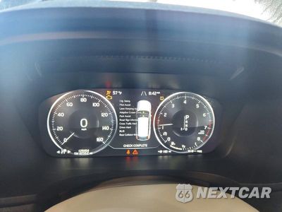 Zdjęcie 9 z 13 samochodu: 2017 VOLVO V90 CROSS COUNTRY T6 INSCRIPTION VIN:YV4A22NL7H1001873 - miniatura