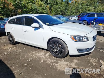Czwarte zdjęcie samochodu z boku: 2015 VOLVO V60 PREMIER VIN:YV140MEB2F1200474 - miniatura
