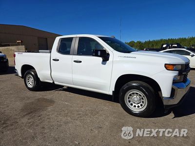 Czwarte zdjęcie samochodu z boku: 2020 CHEVROLET SILVERADO K1500 VIN:1GCRYAEH9LZ316064 - miniatura