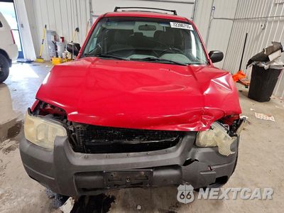 Piąte zdjęcie samochodu w środku: 2002 FORD ESCAPE XLT VIN:1FMYU041X2KB03438 - miniatura