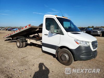 Czwarte zdjęcie samochodu z boku: 2019 MERCEDES-BENZ SPRINTER 3500/4500 VIN:WDAPF4CD9KN025829 - miniatura