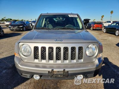 Piąte zdjęcie samochodu w środku: 2017 JEEP PATRIOT SPORT VIN:1C4NJPBA8HD150153 - miniatura