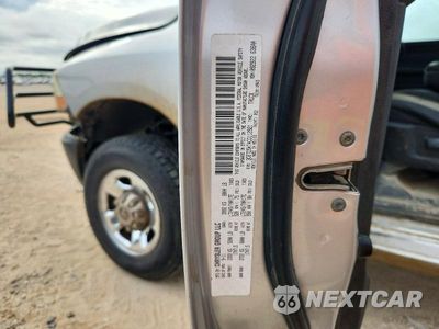 Zdjęcie 12 z 12 samochodu: 2012 DODGE RAM 2500 ST VIN:3C6TD5HT4CG112921 - miniatura