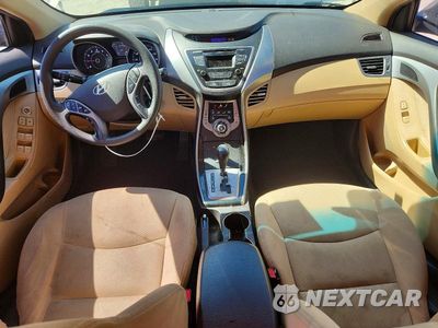 Zdjęcie 8 z 12 samochodu: 2013 HYUNDAI ELANTRA VIN:5NPDH4AE1DH273369 - miniatura