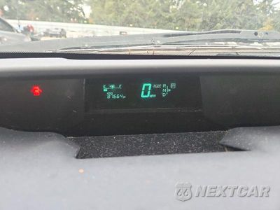 Zdjęcie 9 z 12 samochodu: 2004 TOYOTA PRIUS BASE VIN:JTDKB20U840090974 - miniatura