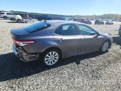 Trzecie zdjęcie samochodu z tyłu: 2019 TOYOTA CAMRY LE VIN:4T1B11HK7KU194146 - miniatura