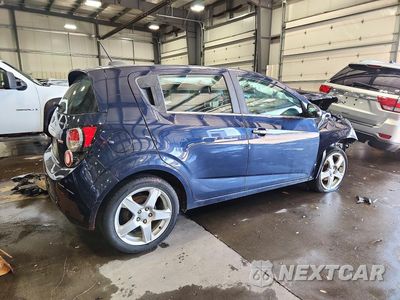 Trzecie zdjęcie samochodu z tyłu: 2015 CHEVROLET SONIC LTZ VIN:1G1JE6SB0F4182042 - miniatura