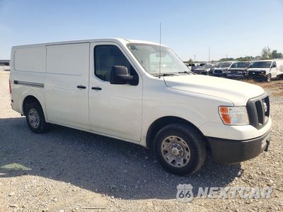 Czwarte zdjęcie samochodu z boku: 2017 NISSAN NV 1500 SV VIN:1N6BF0KM4HN806538 - miniatura