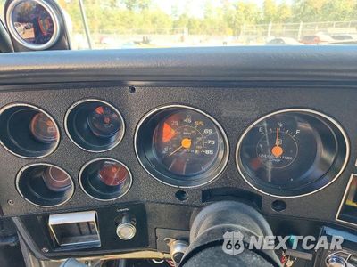 Zdjęcie 9 z 12 samochodu: 1985 GMC C1500 VIN:2GTEC14H1F1525536 - miniatura