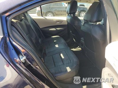 Zdjęcie 10 z 12 samochodu: 2021 TOYOTA COROLLA LE VIN:JTDEAMDE7MJ031519 - miniatura