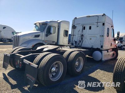 Trzecie zdjęcie samochodu z tyłu: 2012 FREIGHTLINER CASCADIA 113 VIN:1FUJGHDVXCSBF2727 - miniatura