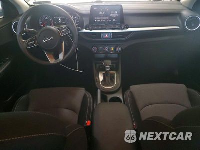 Zdjęcie 8 z 13 samochodu: 2023 KIA FORTE LXS VIN:3KPF24AD9PE504514 - miniatura