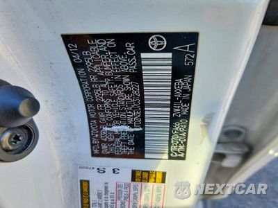 Zdjęcie 12 z 12 samochodu: 2012 TOYOTA PRIUS V TWO VIN:JTDZN3EU7C3128227 - miniatura