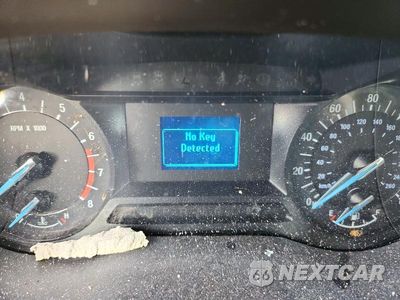 Zdjęcie 9 z 12 samochodu: 2017 FORD FUSION S VIN:3FA6P0G77HR392520 - miniatura