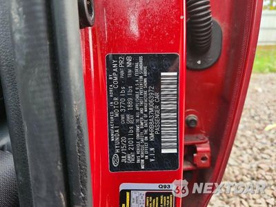 Zdjęcie 14 z 14 samochodu: 2021 HYUNDAI VENUE SE VIN:KMHRB8A37MU063972 - miniatura