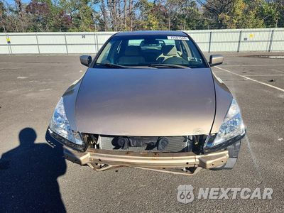 Piąte zdjęcie samochodu w środku: 2004 HONDA ACCORD LX VIN:1HGCM56324A157935 - miniatura