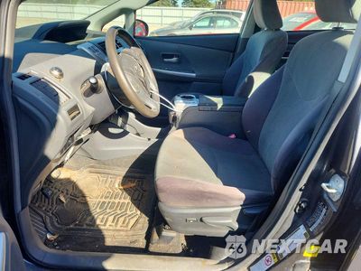 Zdjęcie 7 z 12 samochodu: 2012 TOYOTA PRIUS V THREE VIN:JTDZN3EU6C3033688 - miniatura