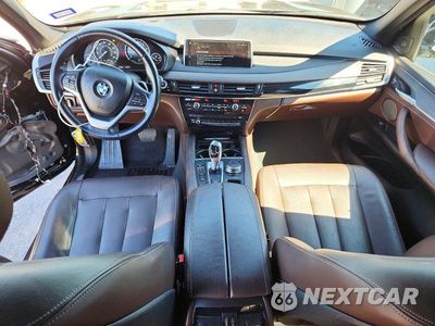 Zdjęcie 8 z 14 samochodu: 2018 BMW X5 XDR40E VIN:5UXKT0C56J0W00531 - miniatura