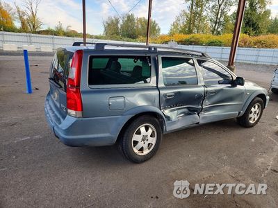 Trzecie zdjęcie samochodu z tyłu: 2003 VOLVO XC70 VIN:YV1SZ59H831105995 - miniatura