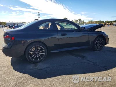 Trzecie zdjęcie samochodu z tyłu: 2025 BMW 230XI VIN:3MW33CM01S8F59224 - miniatura