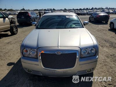 Piąte zdjęcie samochodu w środku: 2010 CHRYSLER 300 TOURING VIN:2C3CA5CVXAH263208 - miniatura