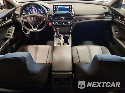 Zdjęcie 8 z 12 samochodu: 2018 HONDA ACCORD EX VIN:1HGCV1F41JA054788 - miniatura