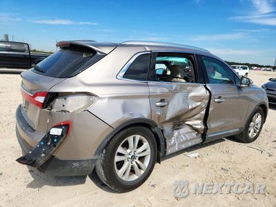 Trzecie zdjęcie samochodu z tyłu: 2018 LINCOLN MKX PREMIERE VIN:2LMPJ6JR1JBL37403 - miniatura
