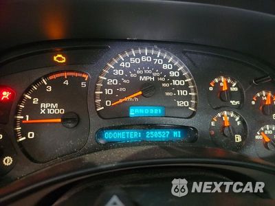 Zdjęcie 9 z 12 samochodu: 2005 CHEVROLET SILVERADO K2500 HEAVY DUTY VIN:1GCHK23205F849457 - miniatura
