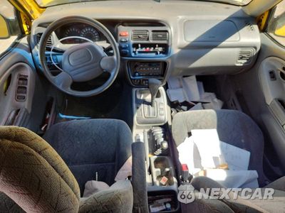 Zdjęcie 8 z 12 samochodu: 2003 CHEVROLET TRACKER ZR2 VIN:2CNBJ734836920530 - miniatura
