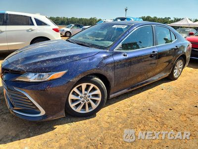 2022 TOYOTA CAMRY LE 4T1C11AK5NU007604 - główne zdjęcie licytacji z USA - miniatura