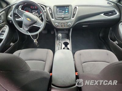 Zdjęcie 8 z 12 samochodu: 2018 CHEVROLET MALIBU LS VIN:1G1ZB5ST1JF109869 - miniatura
