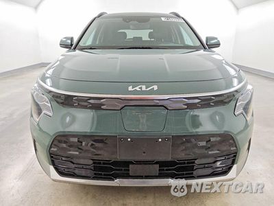 Piąte zdjęcie samochodu w środku: 2024 KIA NIRO WIND VIN:KNDCR3L14R5113071 - miniatura