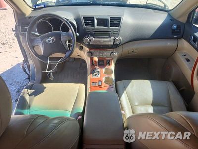 Zdjęcie 8 z 14 samochodu: 2009 TOYOTA HIGHLANDER LIMITED VIN:JTEDS42A692078725 - miniatura