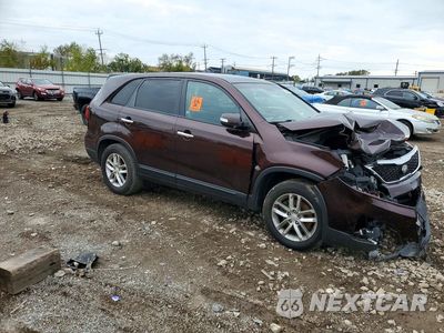Czwarte zdjęcie samochodu z boku: 2015 KIA SORENTO LX VIN:5XYKT3A60FG642922 - miniatura