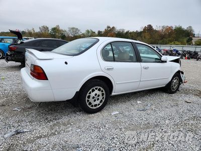 Trzecie zdjęcie samochodu z tyłu: 1995 NISSAN MAXIMA GXE VIN:JN1CA21D5ST068452 - miniatura