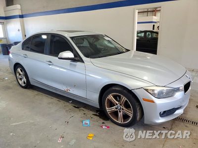 Czwarte zdjęcie samochodu z boku: 2014 BMW 320 I VIN:WBA3B1G5XENS79415 - miniatura