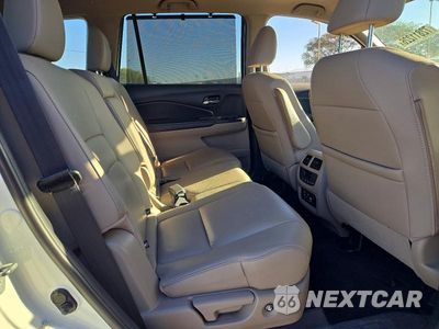 Zdjęcie 11 z 13 samochodu: 2016 HONDA PILOT TOURING VIN:5FNYF6H99GB098965 - miniatura