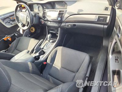 Zdjęcie 8 z 12 samochodu: 2017 HONDA ACCORD EX VIN:1HGCT1B78HA004437 - miniatura