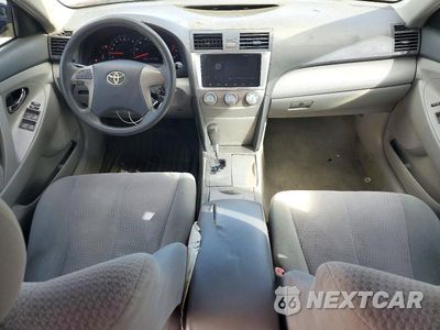 Zdjęcie 8 z 12 samochodu: 2011 TOYOTA CAMRY LE VIN:4T1BF3EK6BU762288 - miniatura