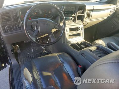 Zdjęcie 8 z 12 samochodu: 2005 GMC NEW SIERRA C1500 VIN:2GTEC19N851297743 - miniatura