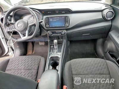 Zdjęcie 8 z 13 samochodu: 2022 NISSAN KICKS SV VIN:3N1CP5CV6NL493063 - miniatura