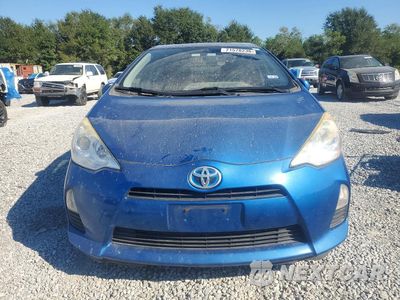 Piąte zdjęcie samochodu w środku: 2014 TOYOTA PRIUS C TWO VIN:JTDKDTB32E1065181 - miniatura