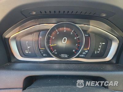 Zdjęcie 9 z 13 samochodu: 2016 VOLVO XC60 T5 PREMIER VIN:YV440MDK7G2906498 - miniatura