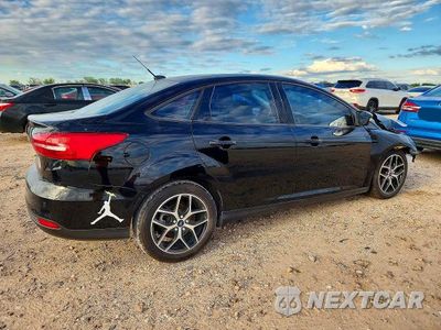 Trzecie zdjęcie samochodu z tyłu: 2018 FORD FOCUS SEL VIN:1FADP3H26JL259165 - miniatura