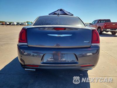 Zdjęcie 6 z 13 samochodu: 2016 CHRYSLER 300 S VIN:2C3CCABG9GH224320 - miniatura