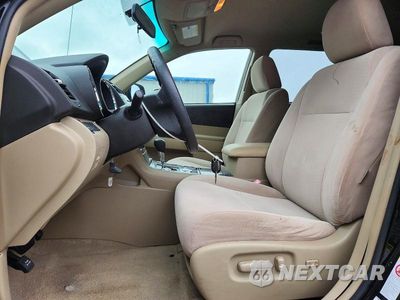 Zdjęcie 7 z 13 samochodu: 2009 TOYOTA HIGHLANDER BASE VIN:JTEDA41A292006165 - miniatura