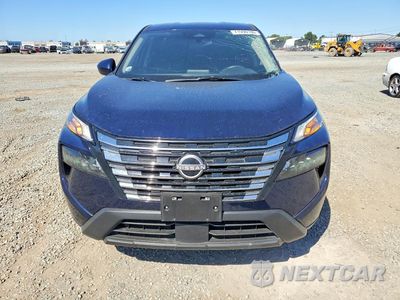 Piąte zdjęcie samochodu w środku: 2025 NISSAN ROGUE SV VIN:5N1BT3BA2SC784282 - miniatura