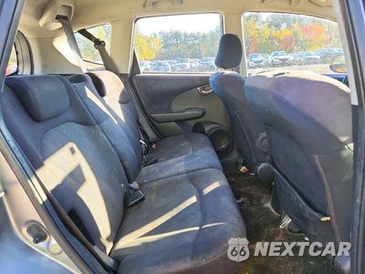 Zdjęcie 10 z 12 samochodu: 2010 HONDA FIT SPORT VIN:JHMGE8H46AS007304 - miniatura